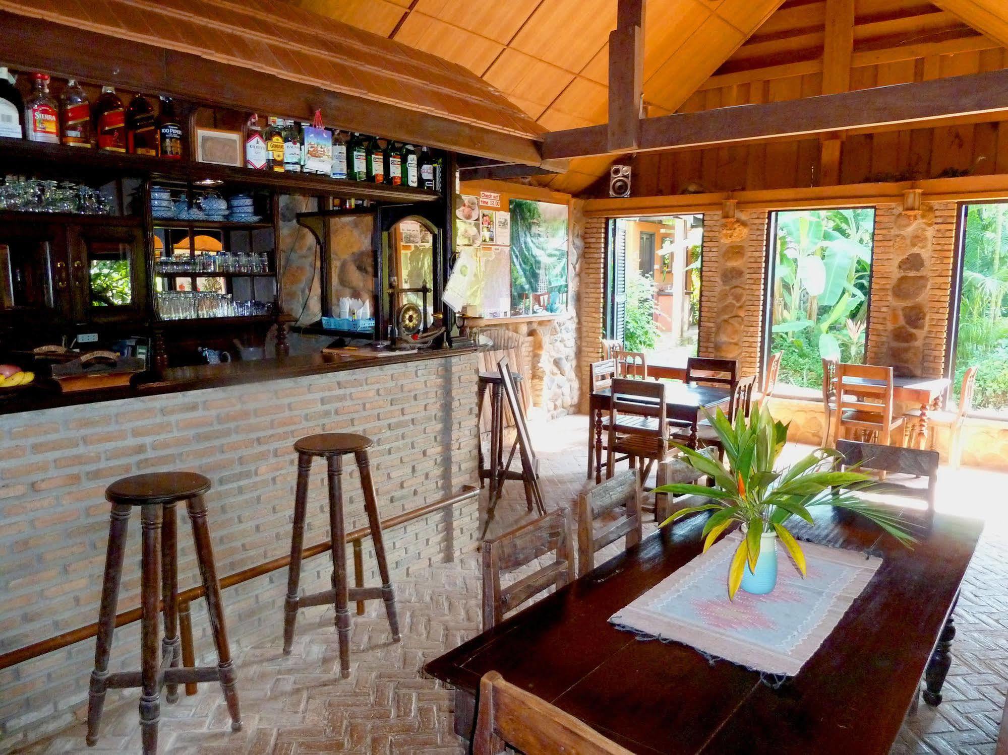 Little Eden Guesthouse Pang Mapha Extérieur photo